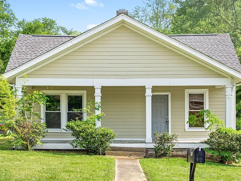232 Georgia Ave — Photo 1
