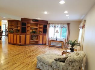 15 Walnut Ridge Rd, Wilmington, DE 19807