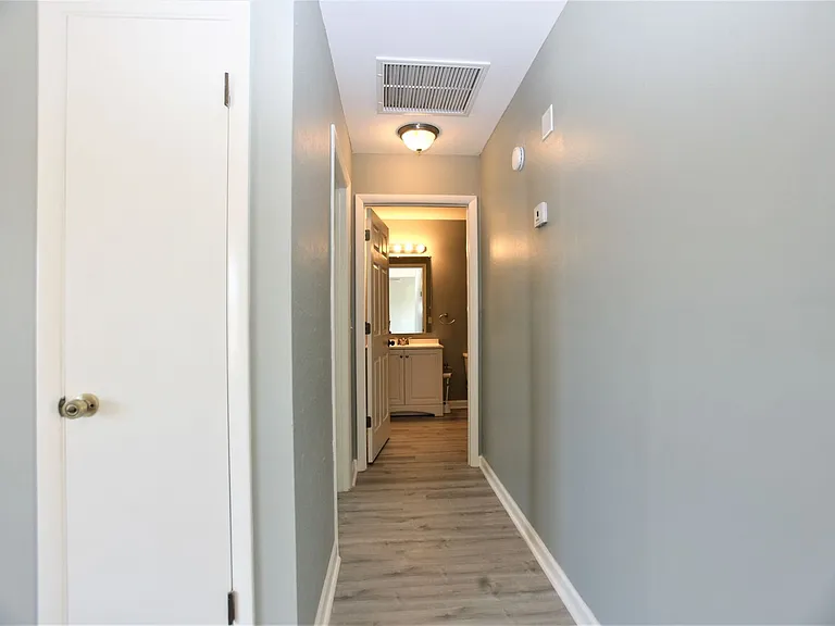 4014 Irwin St — Photo 8