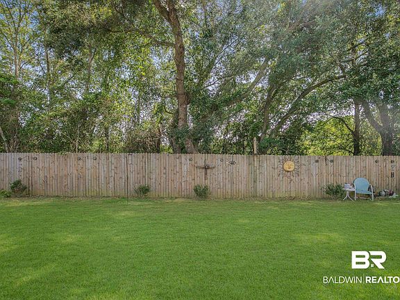 4th image of 17785 Lewis Smith Dr