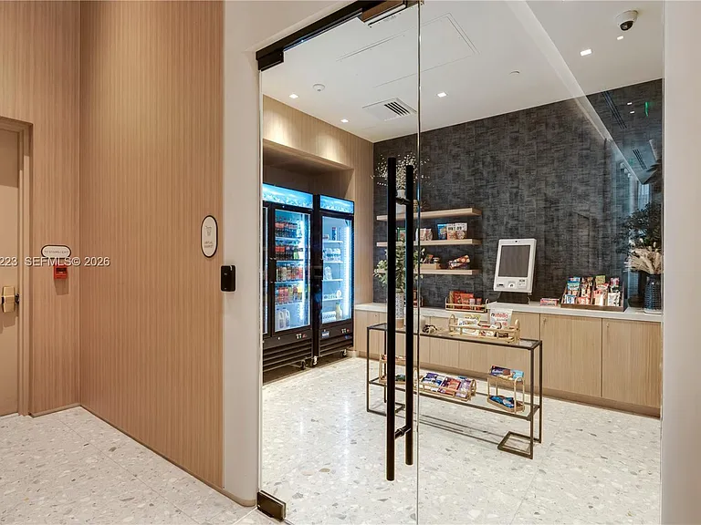 77 SE 5th St #3605 — Photo 24