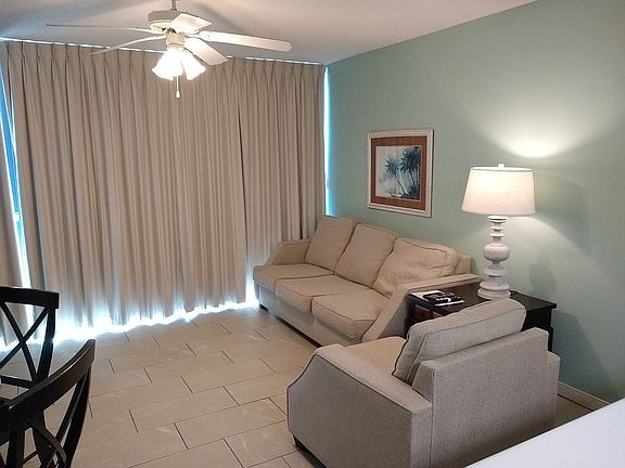 Queen sofa pullout... 