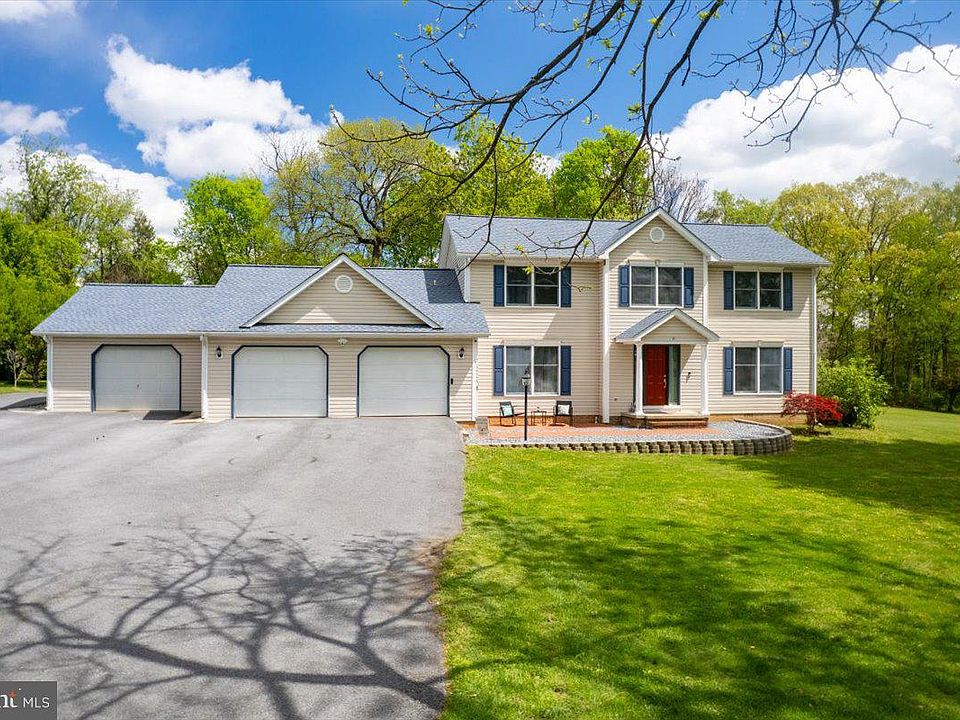 1st image of 426 Appian Way