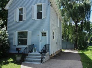 1326 Carney Ave, Mankato, MN 56001