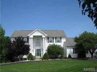 105 Wolf Trail Ct, Defiance, MO