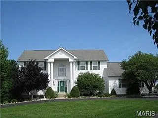 105 Wolf Trail Ct photo 1