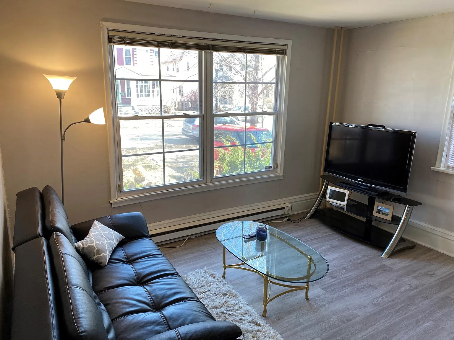 1 bed, 850 sqft, $1,299 — Photo 4