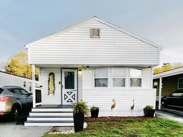 122 Morocco Ave, Chelmsford, MA 01824