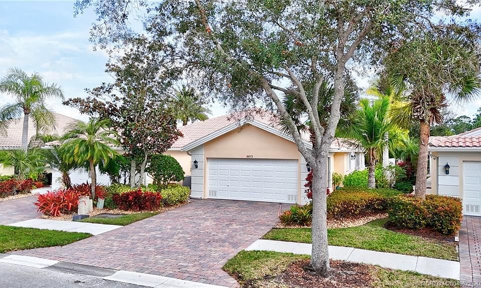 1st image of 8873 SE Retreat Dr