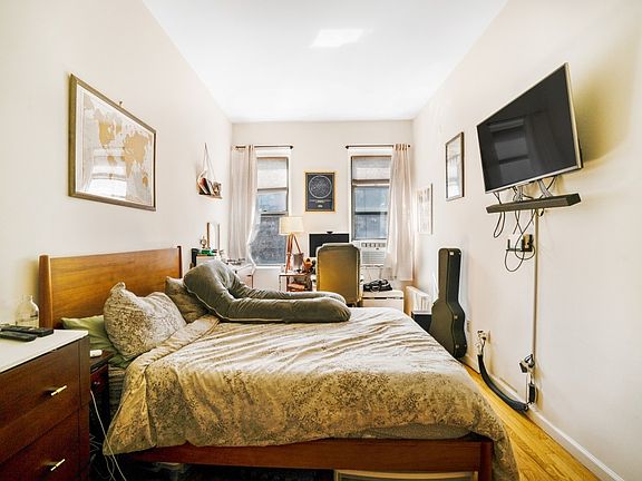 4th image of 57 W 86th St APT 4C