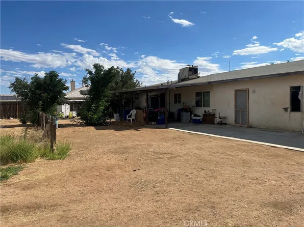 12442 Quinnault Ave, Apple Valley, CA 92308