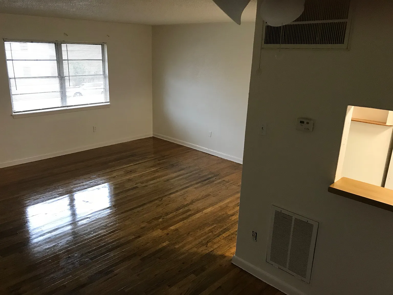 5110 Bell St — Photo 3