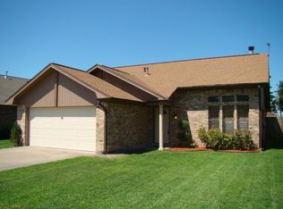 5715 Phyllis Ln, Beaumont, TX 77713