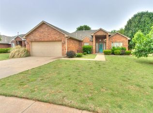 4617 Stag Horn Dr, Yukon, OK 73099