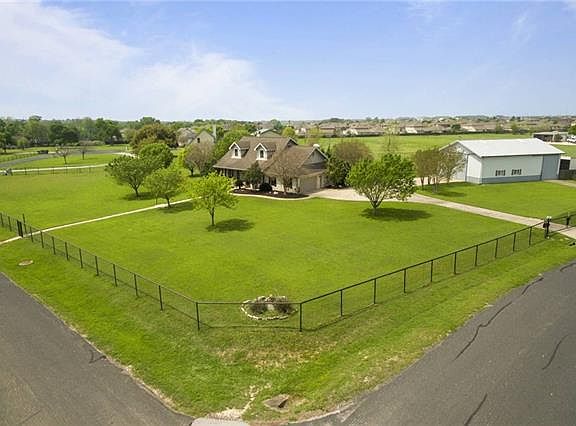 5th image of 508 W Creekbend Cv