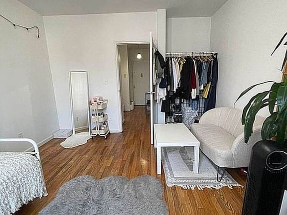 4th image of 505 Lafayette Ave APT 2A