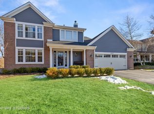 18367 W Springwood Dr, Grayslake, IL 60030