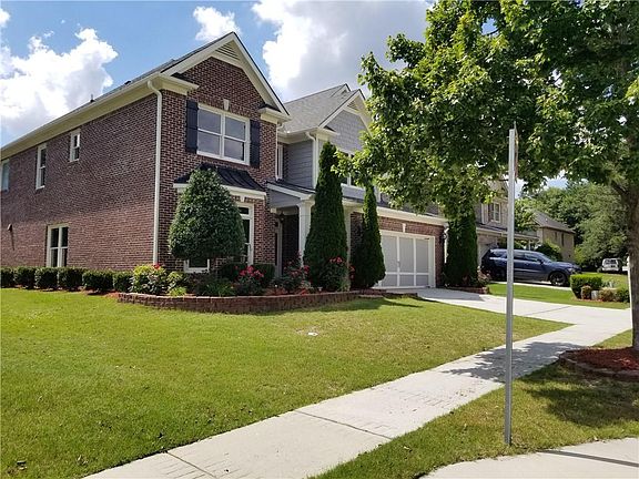 2nd image of 692 Autumn Meadow Dr