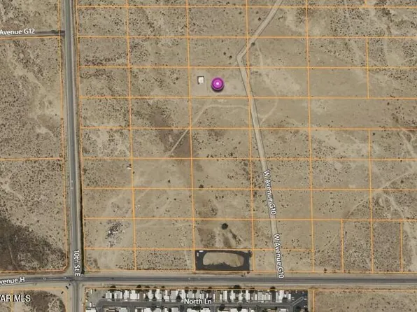 Vic Ave #G-12, Lancaster, CA 93535