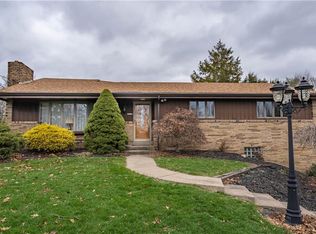 103 Fineview Dr, Mcmurray, PA