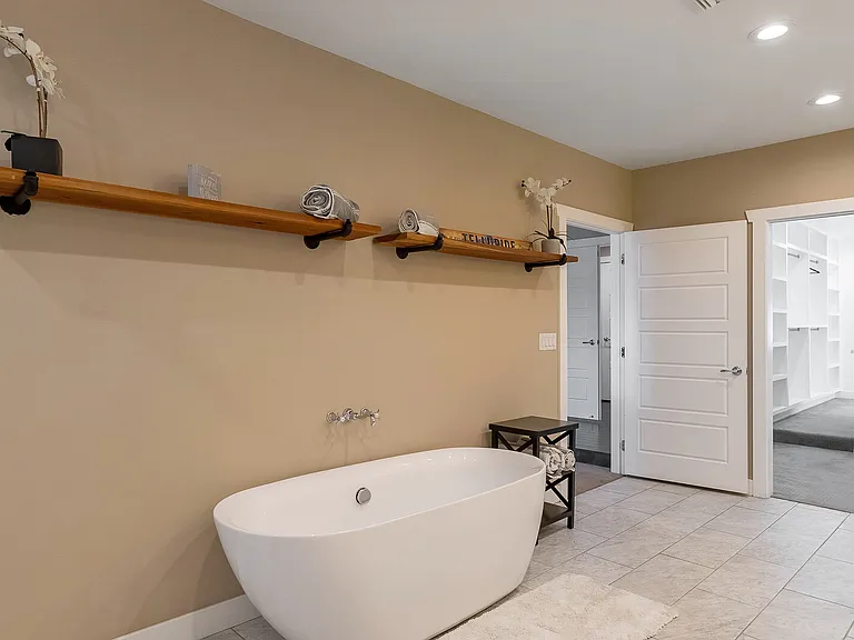 12140 N 76th Ct — Photo 12