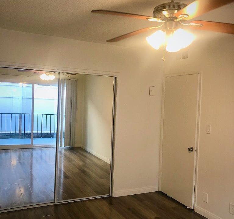 1st image of 924 N Stanley Ave APT 9