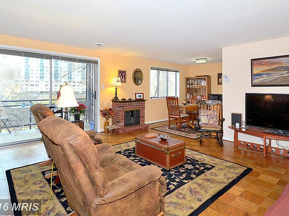 4th image of 10412 Rockville Pike APT 302