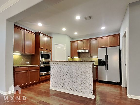 2nd image of 9613 Solana Vista Loop #A