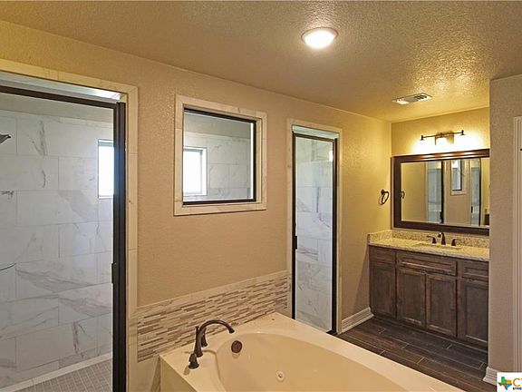 5th image of 2994 Presidio Cir