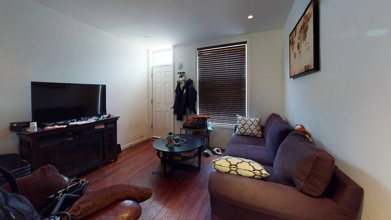 3054 Chatham St — Photo 3