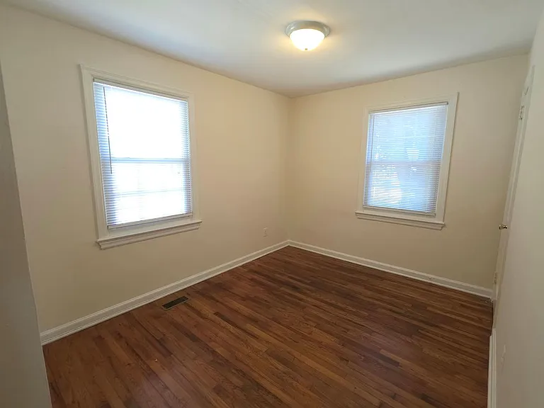 24 Morrison Ave — Photo 8