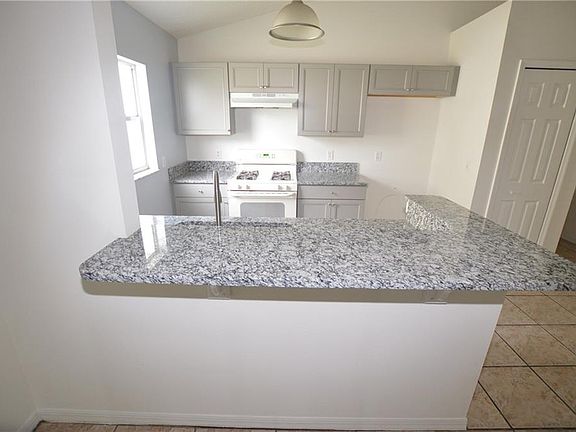 4th image of 5310 Regal Oak Cir