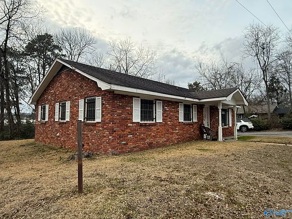 4th image of 1601 Forrest Ave