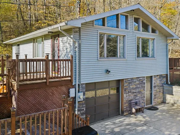173 Creek Rd, Bolivar, PA 15923
