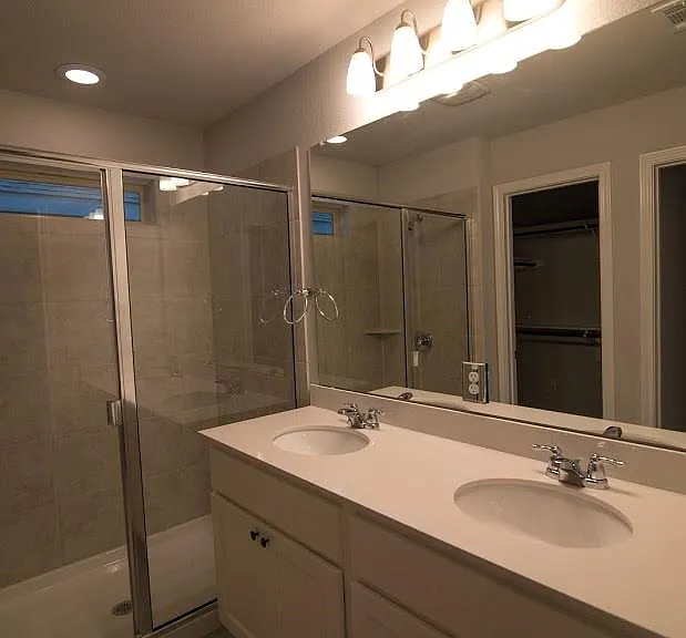 1732 Yaupon Grove Ln — Photo 6