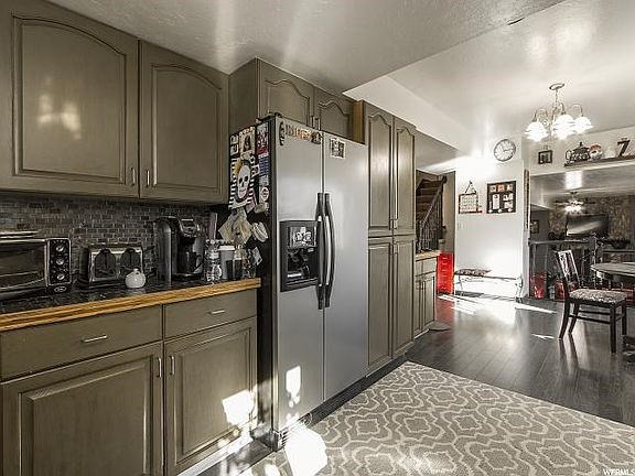 4th image of 2561 W Cherry Grove Way