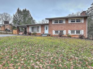 508 Rambling Rd, Kingsport, TN 37663