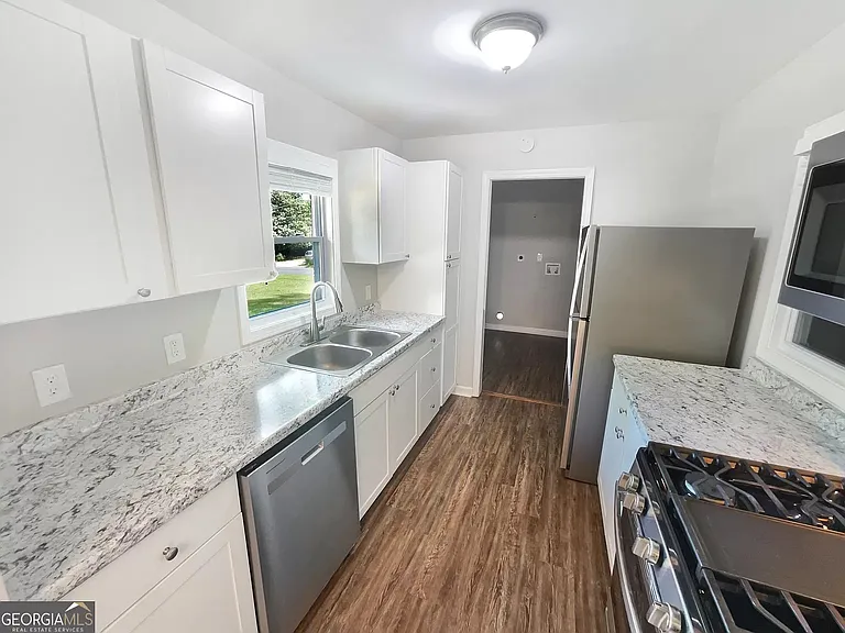 5503 Janice Ln — Photo 17