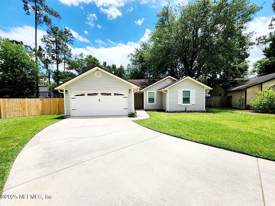 1st image of 3910 Karissa Ann Pl E