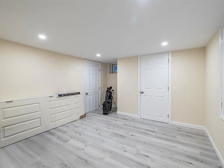 140 Baltimore Ave — Photo 18