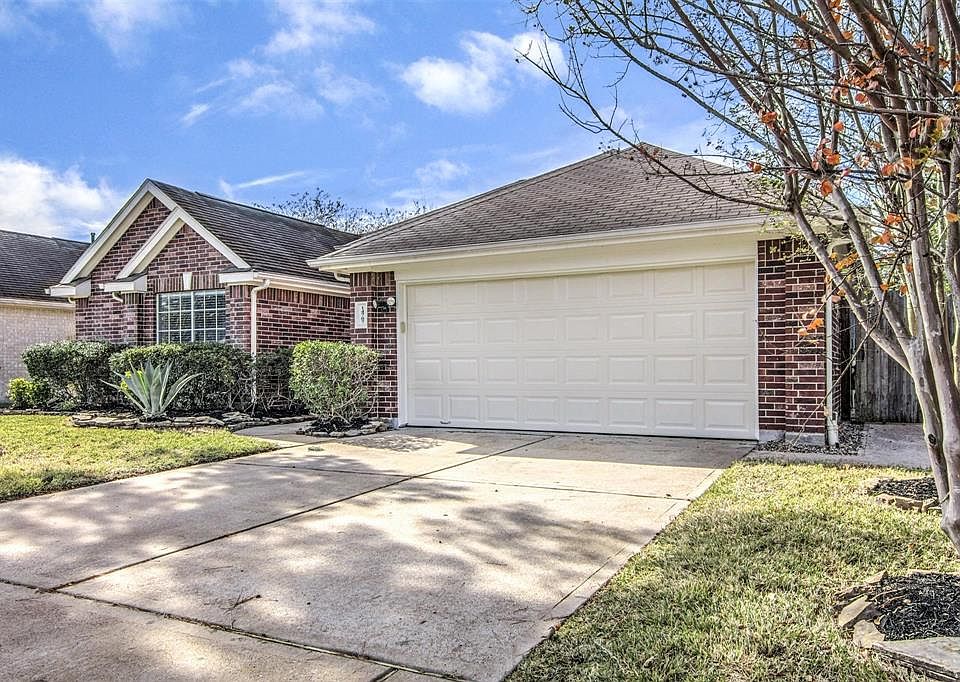1st image of 14707 Plains River Dr