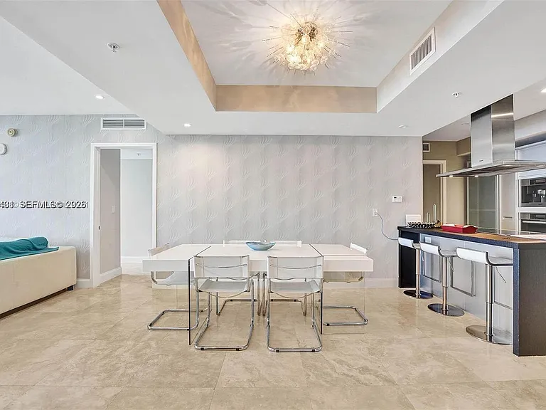 18201 Collins Ave #5202 — Photo 8
