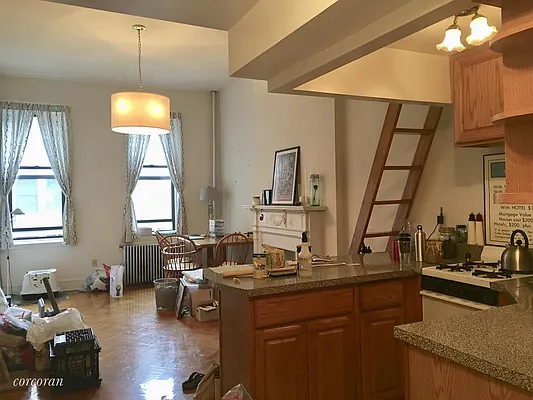 Rented by Corcoran | media 21