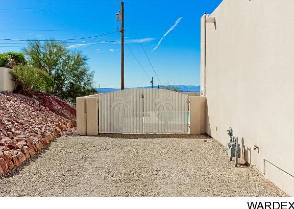 5th image of 3392 Desert Pl