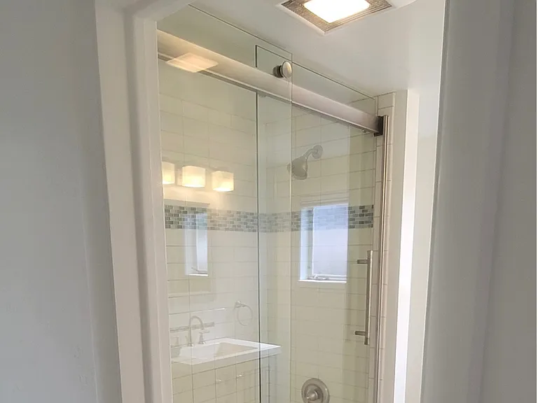 390 E 12th St #5 — Photo 11