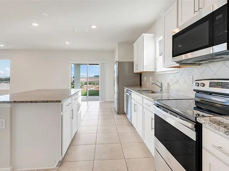 7780 Syracuse Dr — Photo 17
