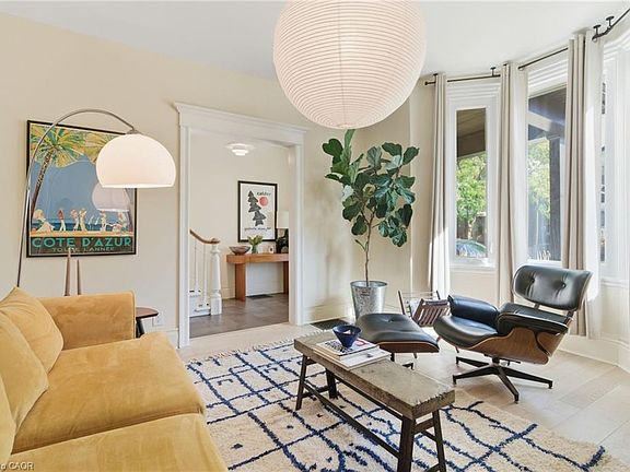 5th image of 48 Liberty St