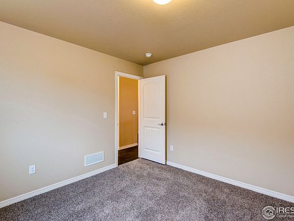3rd image of 1443 Moraine Valley Dr