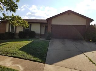 4312 Meadowgreen Estates Dr, Saint Louis, MO 63129