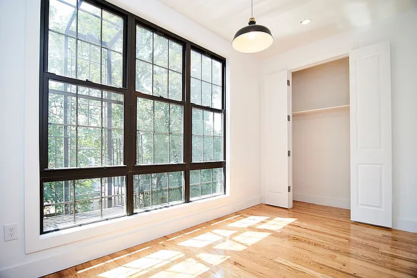 Rented by Nest Seekers International | media 32